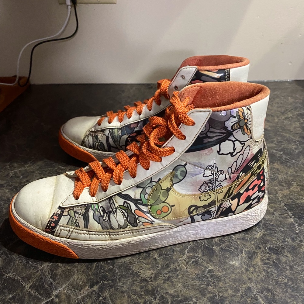 Nike blazers, unique. orange and white with a coloured graphic design